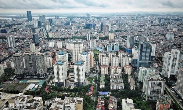 하노이의 사무실 건물과 아파트 단지. 사진 제공: VnExpress/Quang Huy